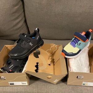 On Cloud Play Sneakers